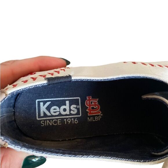 Keds MLB STL Cardinal Pennant Baseball Sneakers Size 8 - Picture 4 of 6